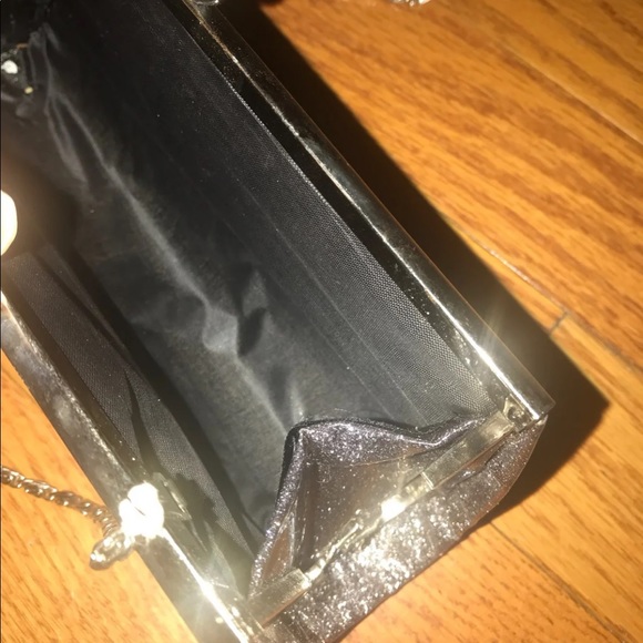 Sparkly Glitter Purple Purse Clutch for Outings - Picture 4 of 6